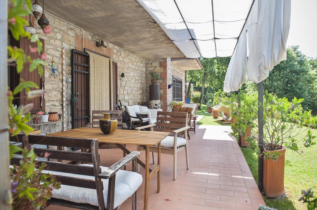 Il Casale Del Ra Pensionat Tuoro sul Trasimeno Exteriör bild