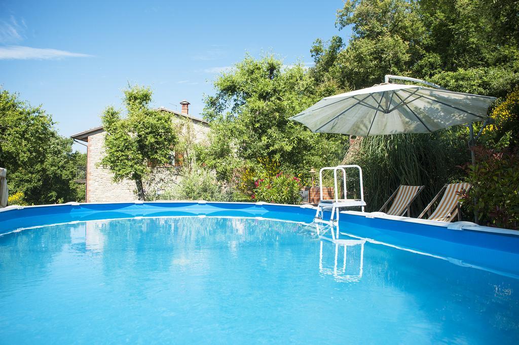 Il Casale Del Ra Pensionat Tuoro sul Trasimeno Exteriör bild