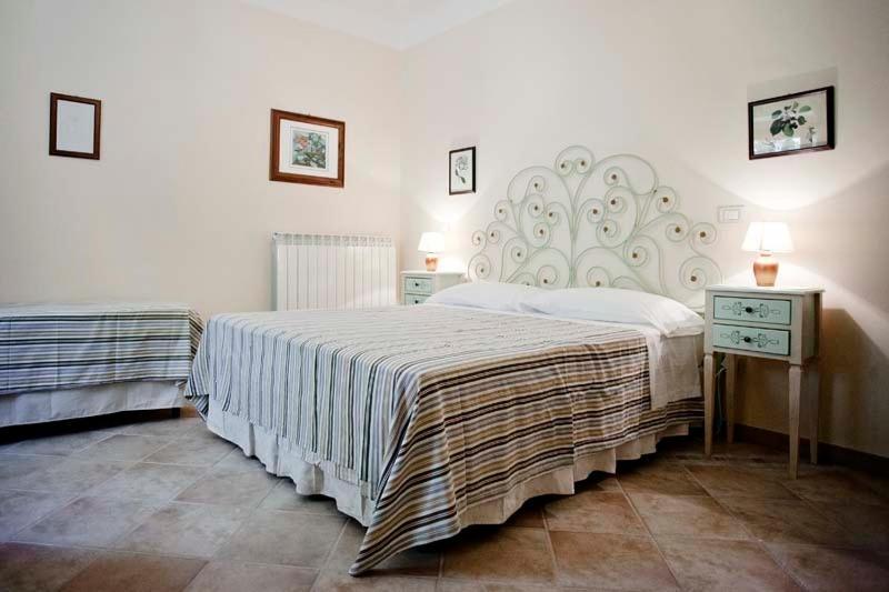 Il Casale Del Ra Pensionat Tuoro sul Trasimeno Rum bild